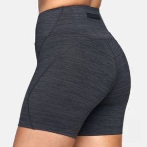 EUC Outdoor Voices Core TechSweat Shorts